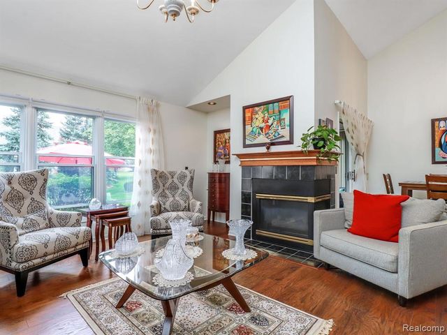 43585 Perignon Drive, Sterling Heights, MI 48314