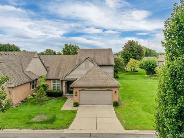 43585 Perignon Drive, Sterling Heights, MI 48314