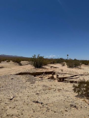 4662 Sierra Avenue, 29 Palms, CA 92277