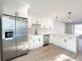 71 Bolivar St B, Canton, MA 02021