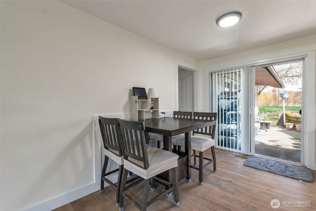 22942 105th Avenue SE, Kent, WA 98030