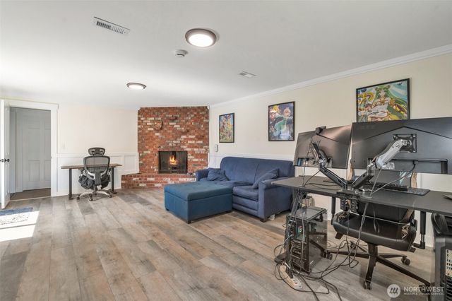 22942 105th Avenue SE, Kent, WA 98030