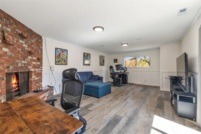 22942 105th Avenue SE, Kent, WA 98030