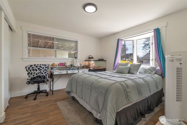 22942 105th Avenue SE, Kent, WA 98030