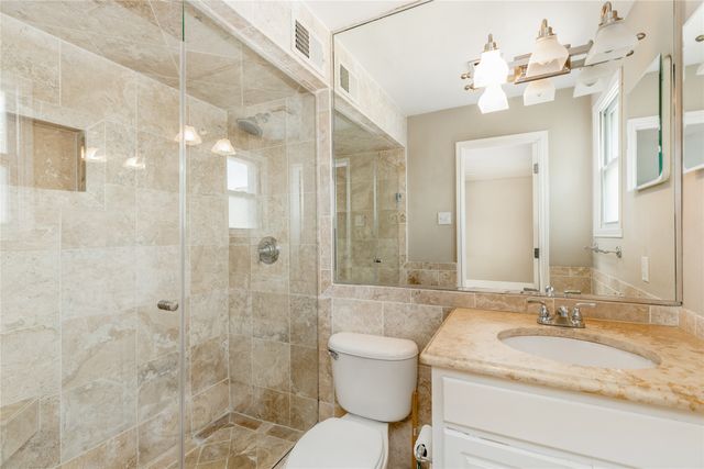10111 Regal Park Lane 208, Dallas, TX 75230