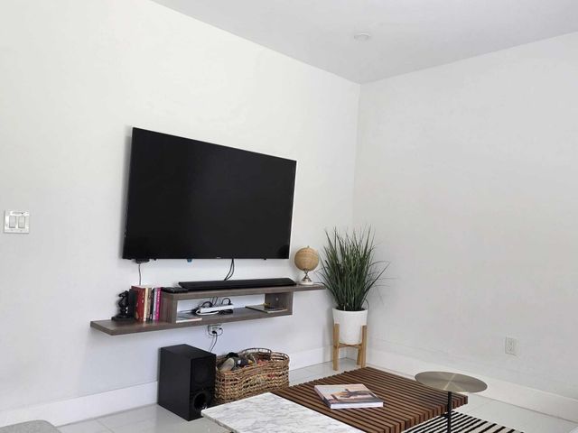 730 Alabama Avenue, Fort Lauderdale, FL 33312