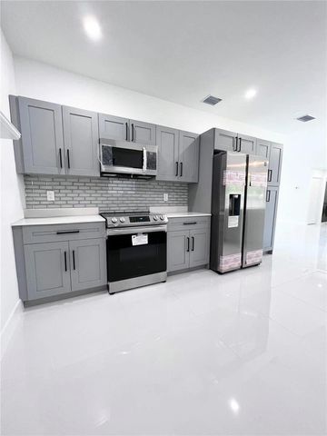 730 Alabama Avenue, Fort Lauderdale, FL 33312