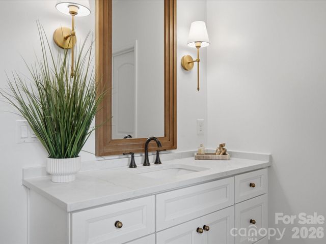 123 Ll Harwell Road, Gastonia, NC 28056
