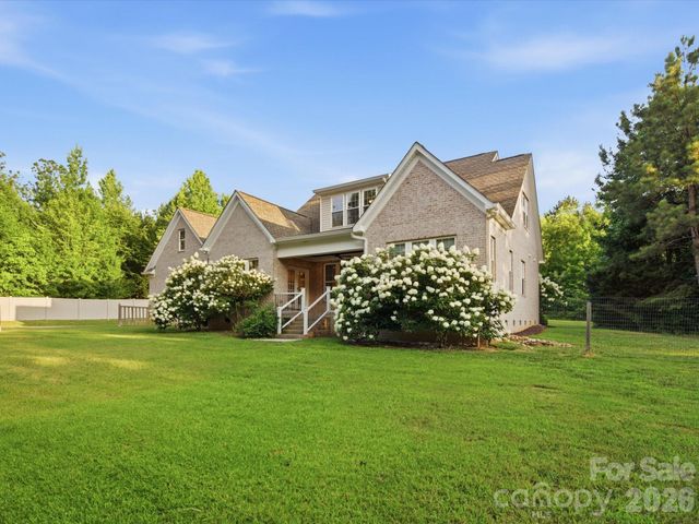 123 Ll Harwell Road, Gastonia, NC 28056