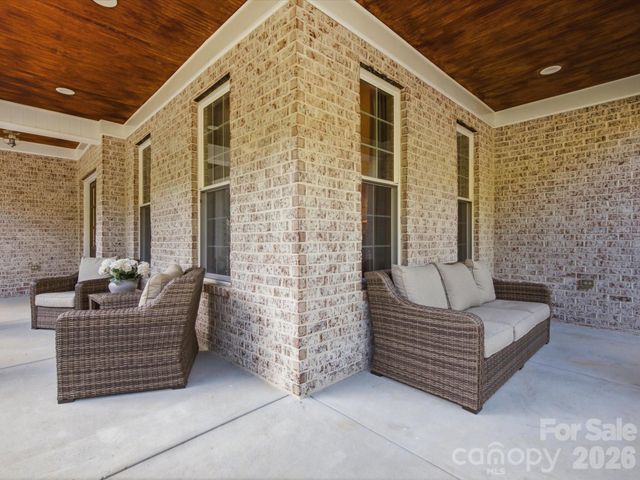 123 Ll Harwell Road, Gastonia, NC 28056