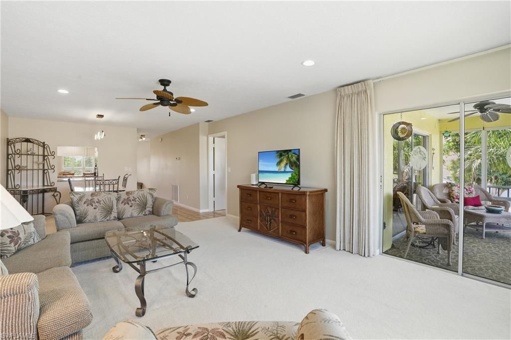 Image 19 of property listing at 1333 SE 40th TER 2A, Cape Coral, FL 33904
