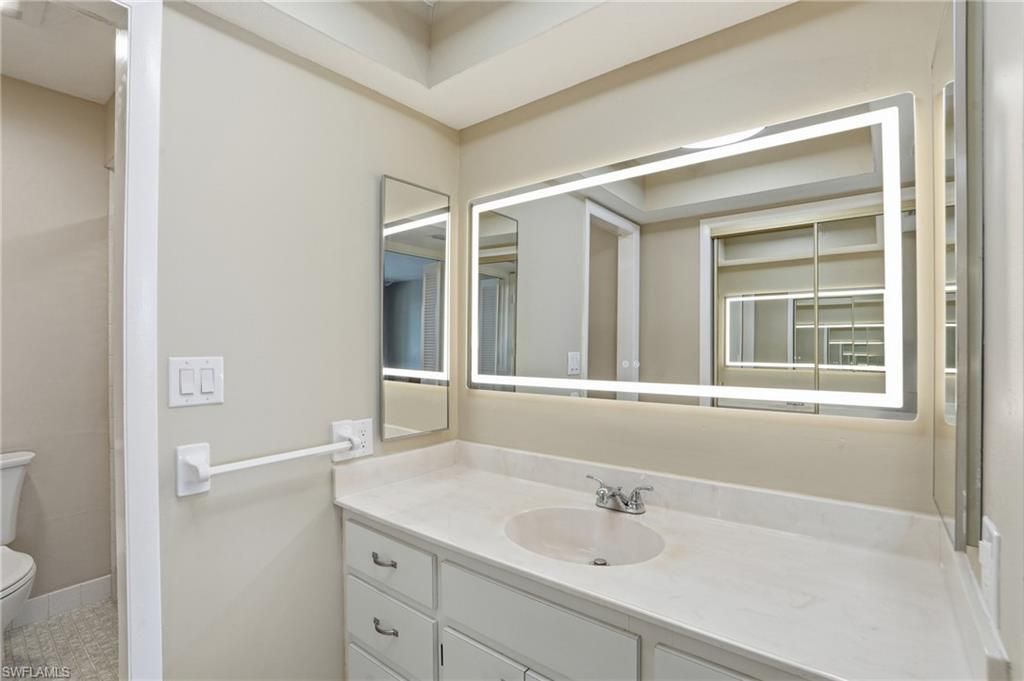 Image 31 of property listing at 1333 SE 40th TER 2A, Cape Coral, FL 33904