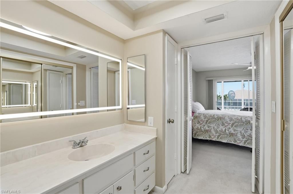 Image 33 of property listing at 1333 SE 40th TER 2A, Cape Coral, FL 33904