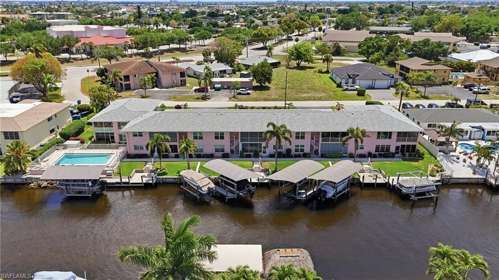 Image 44 of property listing at 1333 SE 40th TER 2A, Cape Coral, FL 33904