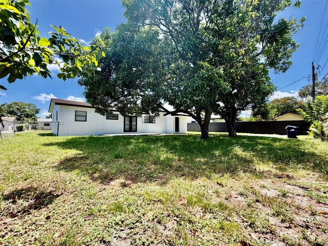 1101 NW 201st Street, Miami Gardens, FL 33169