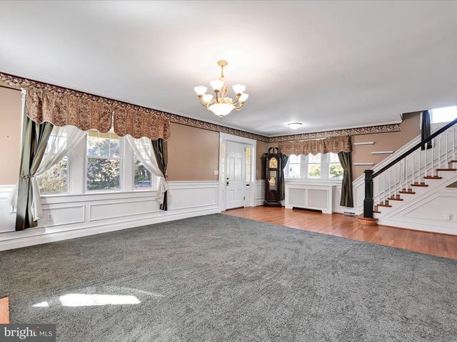 55 S GRANT ST, Manheim, PA 17545