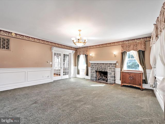 55 S GRANT ST, Manheim, PA 17545