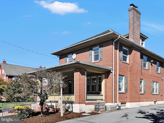 55 S GRANT ST, Manheim, PA 17545