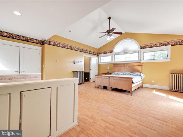 55 S GRANT ST, Manheim, PA 17545