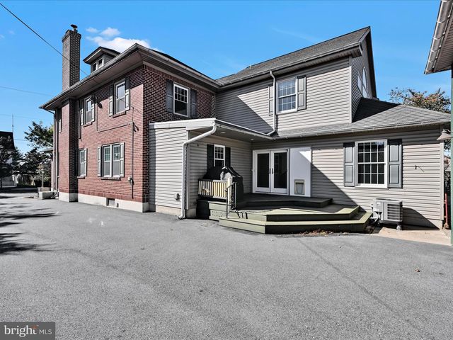 55 S GRANT ST, Manheim, PA 17545