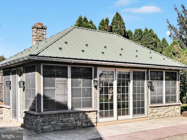 55 S GRANT ST, Manheim, PA 17545