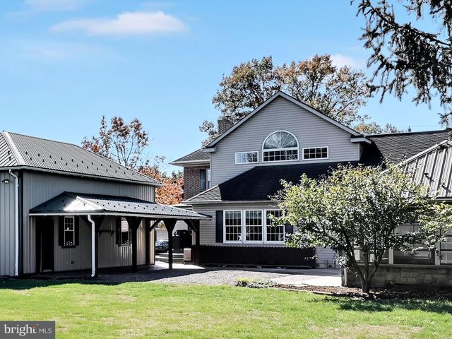 55 S GRANT ST, Manheim, PA 17545