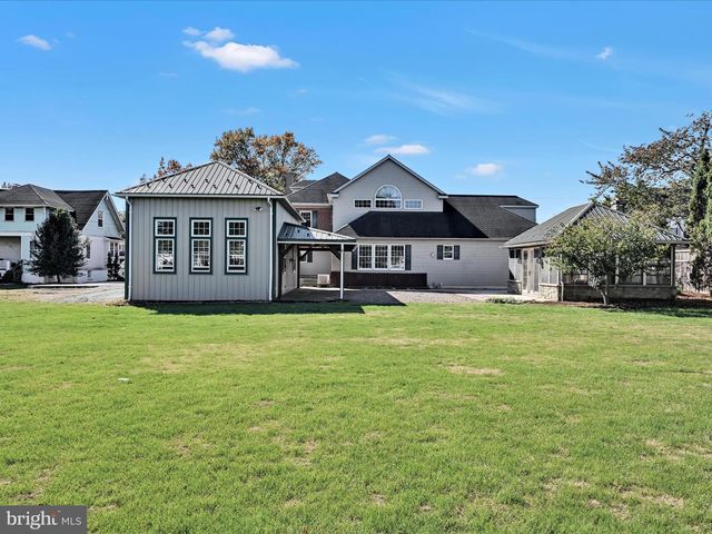 55 S GRANT ST, Manheim, PA 17545