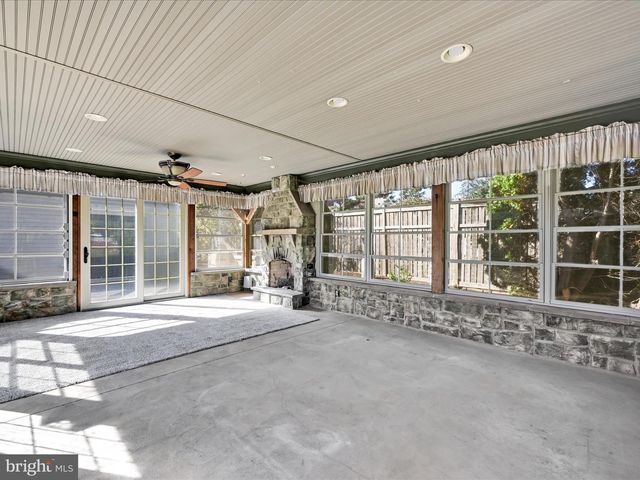 55 S GRANT ST, Manheim, PA 17545