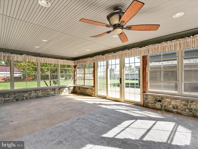 55 S GRANT ST, Manheim, PA 17545