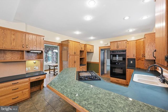 55 S GRANT ST, Manheim, PA 17545