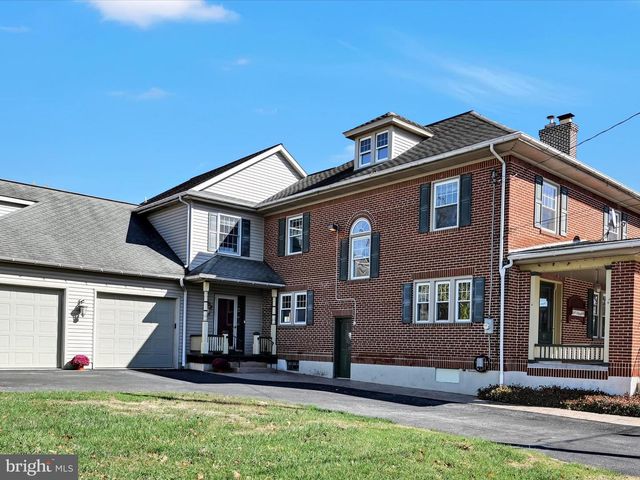 55 S GRANT ST, Manheim, PA 17545