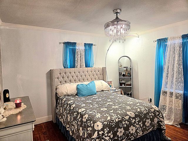 313 King St, Eden, TX 76837