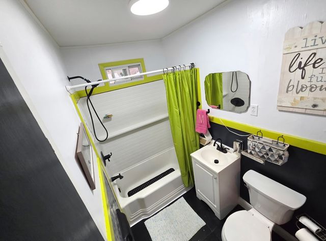 313 King St, Eden, TX 76837