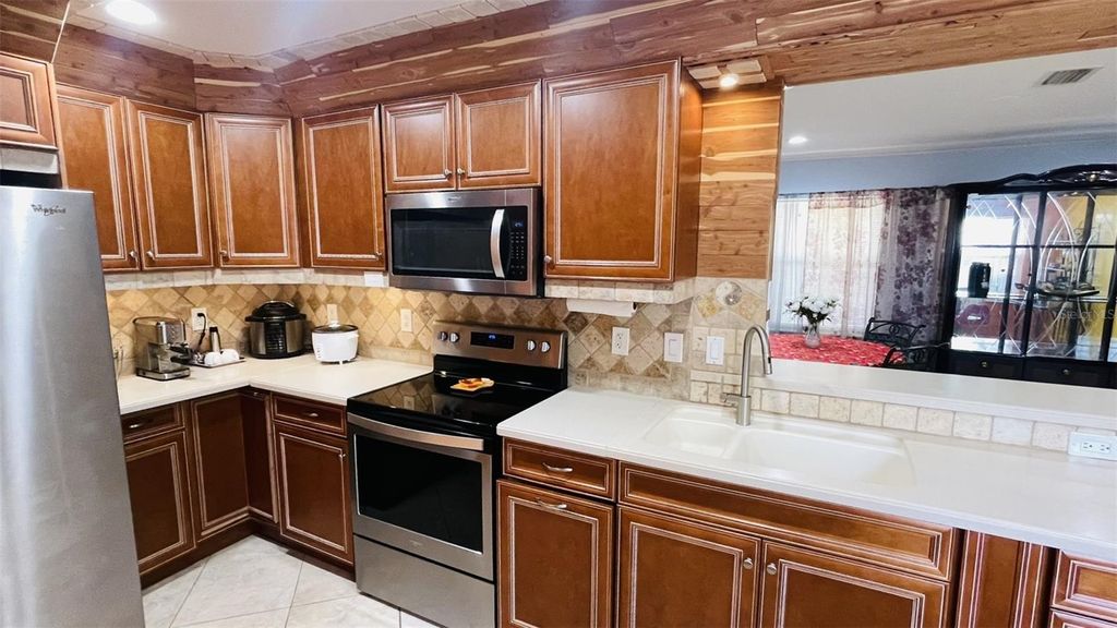 Image 13 of property listing at 3420 WESTLUND TERRACE, Port Charlotte, FL 33952