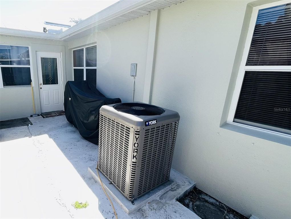 Image 37 of property listing at 3420 WESTLUND TERRACE, Port Charlotte, FL 33952