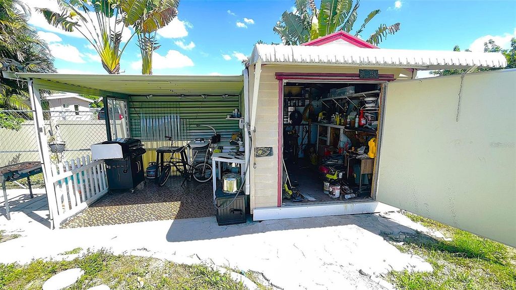 Image 41 of property listing at 3420 WESTLUND TERRACE, Port Charlotte, FL 33952