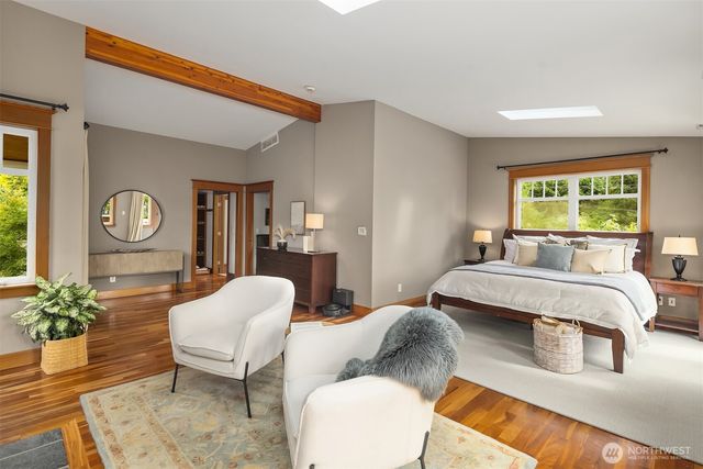 8105 SE 44th Street, Mercer Island, WA 98040