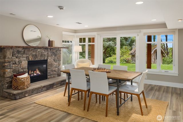 8105 SE 44th Street, Mercer Island, WA 98040