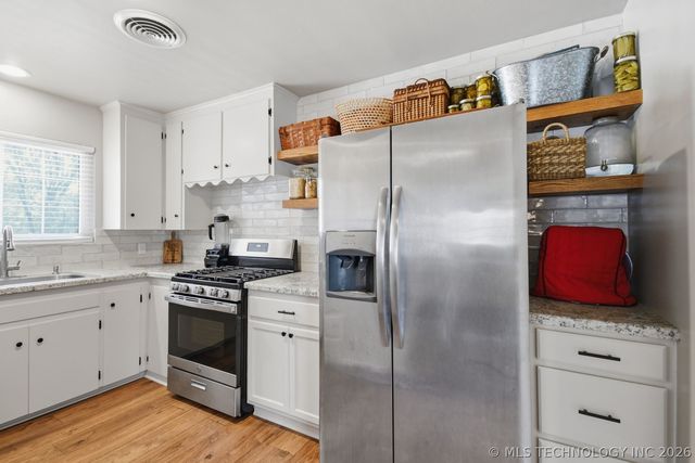 5729 E 28th Street, Tulsa, OK 74114