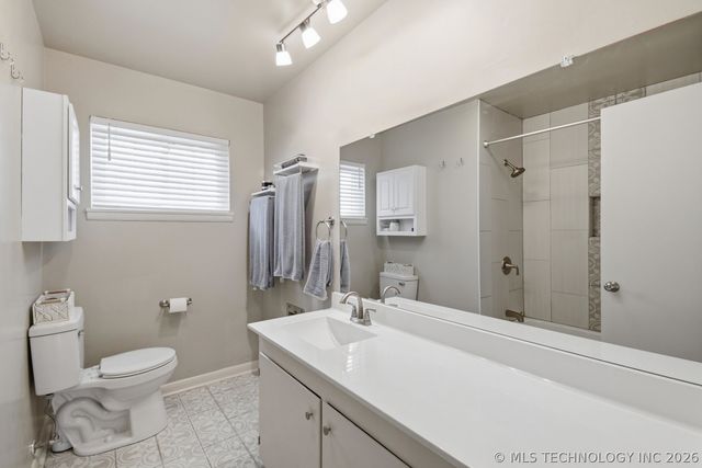 5729 E 28th Street, Tulsa, OK 74114