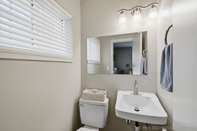 5729 E 28th Street, Tulsa, OK 74114