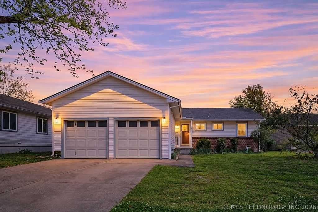 5729 E 28th Street, Tulsa, OK 74114