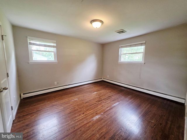 3207 MARKLE RD, Norristown, PA 19403