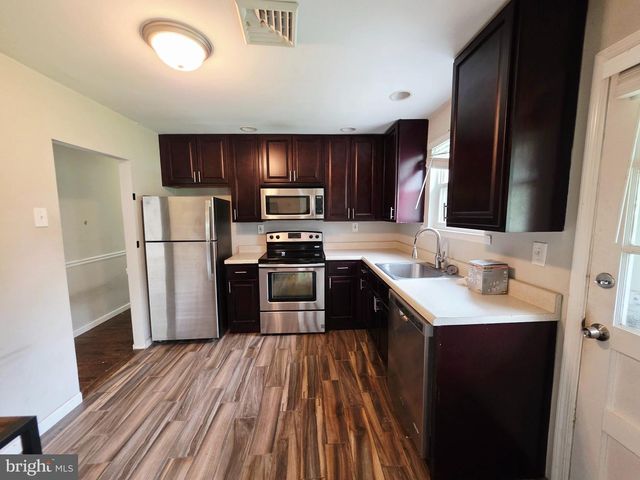 3207 MARKLE RD, Norristown, PA 19403