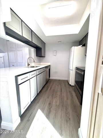 4240 N LONGVIEW Avenue 9, Phoenix, AZ 85014