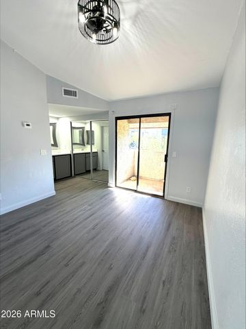 4240 N LONGVIEW Avenue 9, Phoenix, AZ 85014