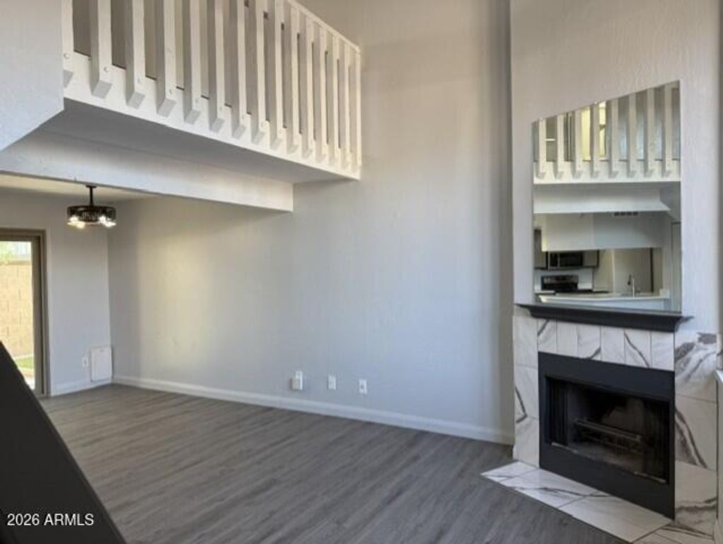 Image 5 of property listing at 4240 N LONGVIEW Avenue 9, Phoenix, AZ 85014