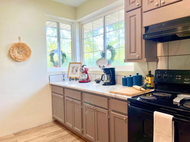 174 Victory Rd., Laurel, MS 39443