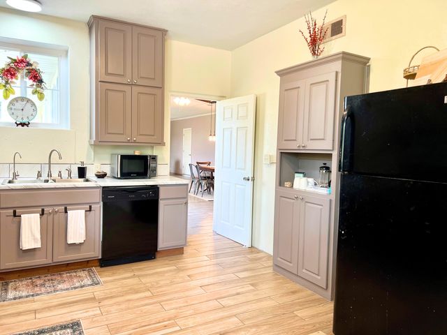 174 Victory Rd., Laurel, MS 39443