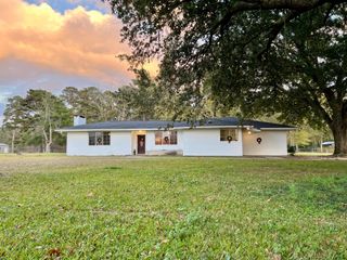 174 Victory Rd., Laurel, MS 39443